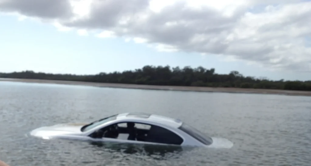 Maroochydore Towing recovering a vehicle from water near a boat ramp on the Sunshine Coast